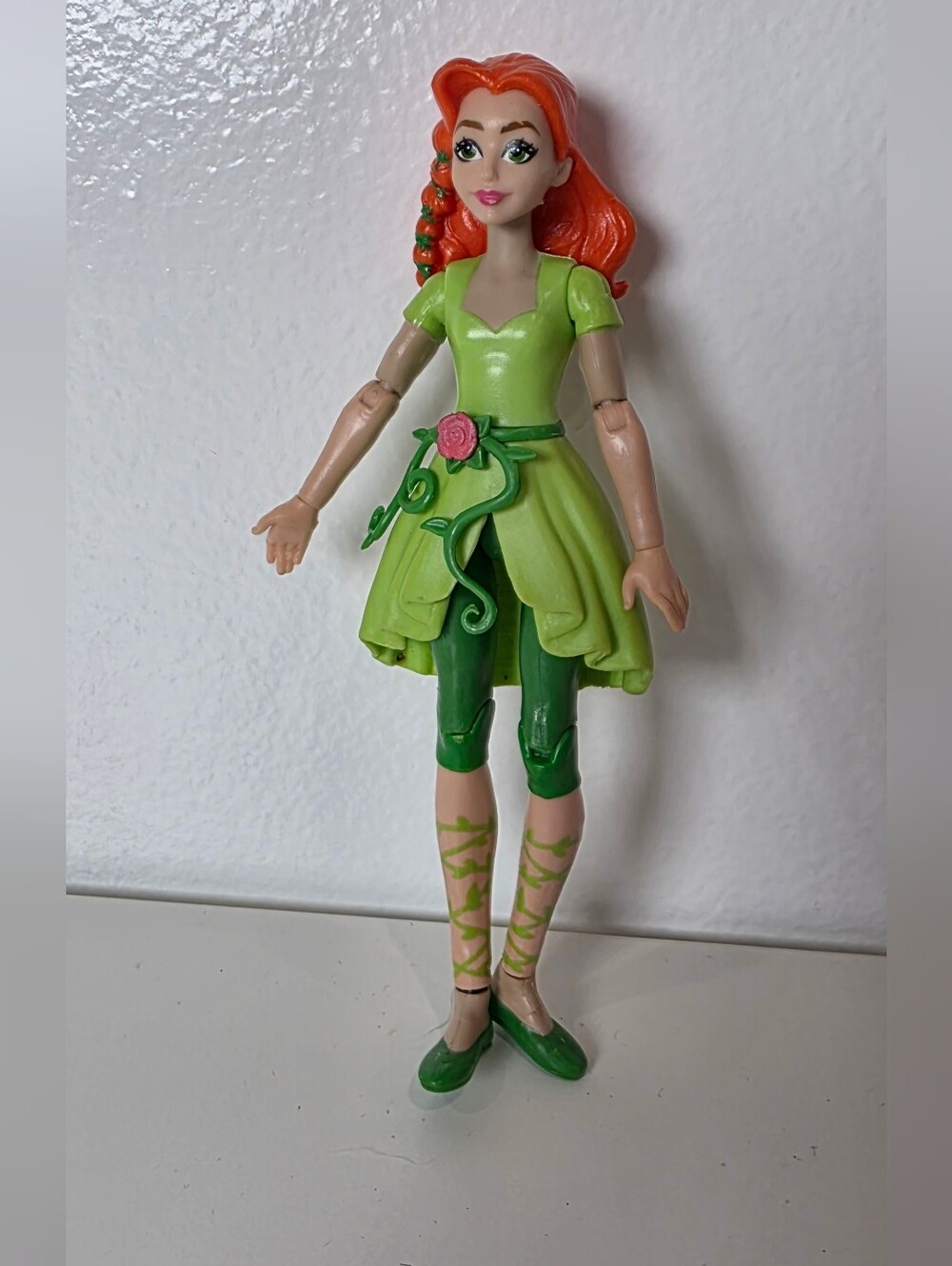 DC Super Hero Girls POISON IVY 6" Action Figure Mattel 2015 LOOSE